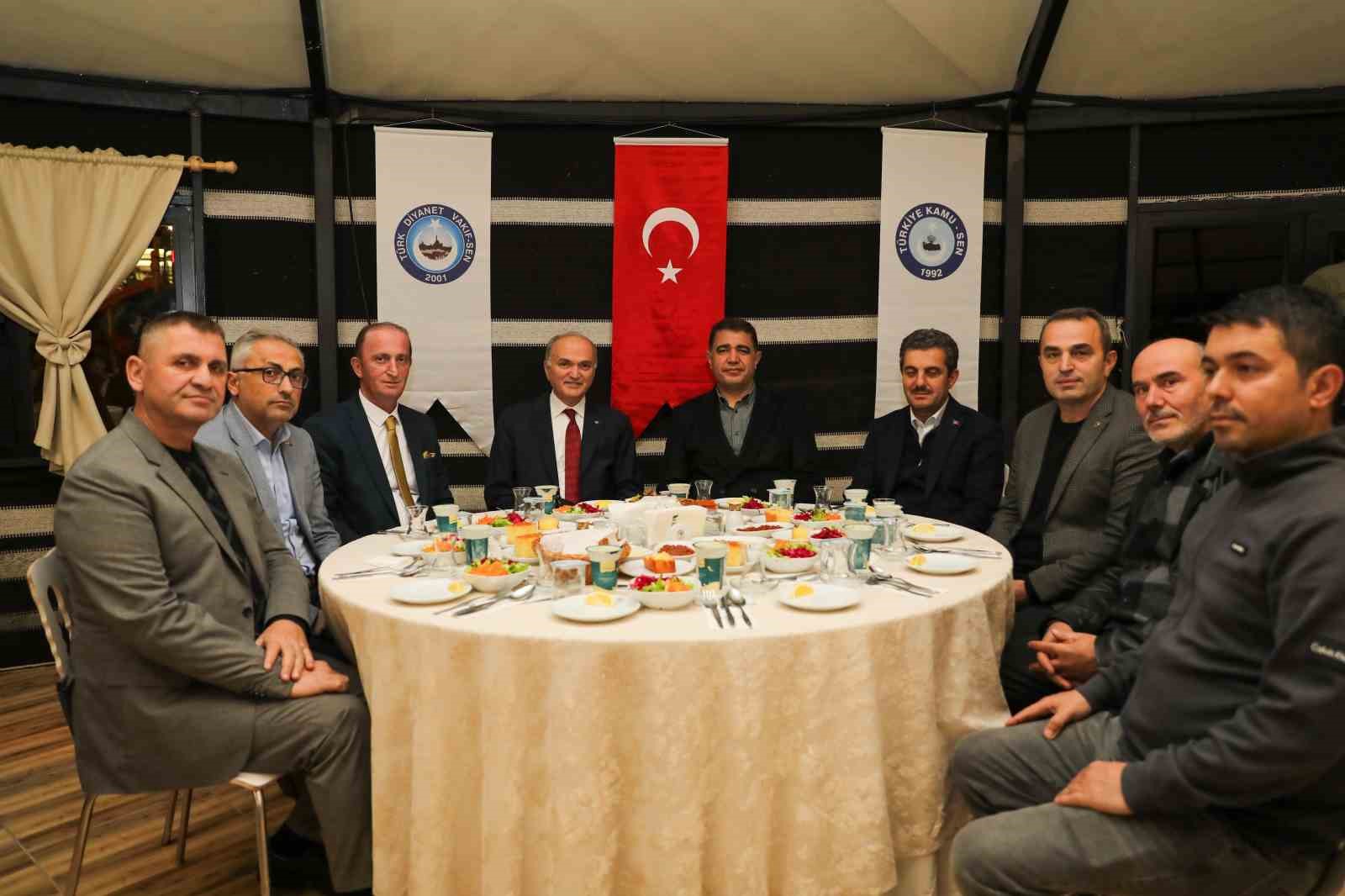 baskan ozlu secim oncesi verdigi sozu tutuyor 2 GCfyhYRH