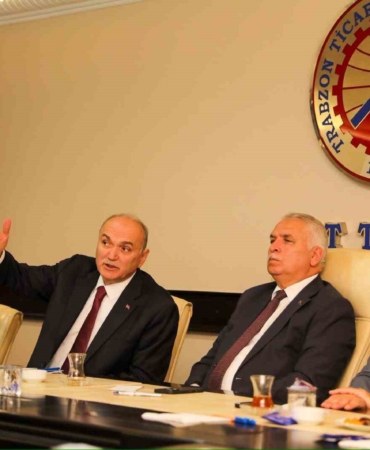 baskan-ozluden-trabzonda-onemli-aciklamalar-uYOCwQjF.jpg
