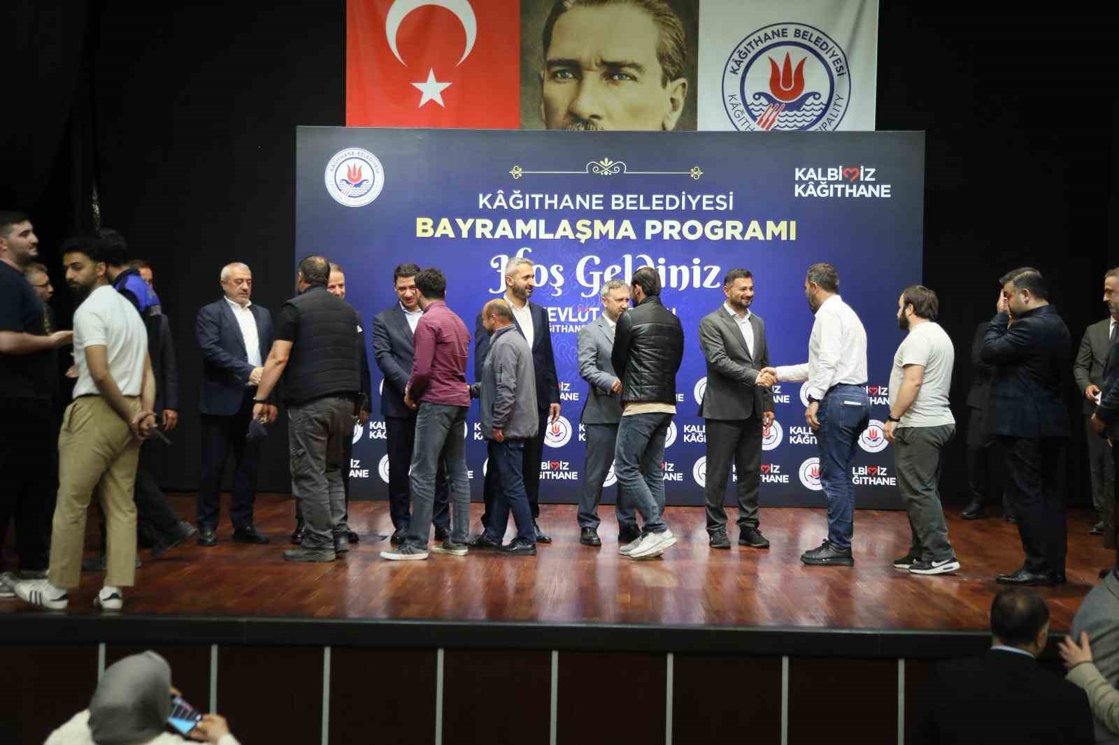 baskan oztekin personelle bayram sevincini paylasti 4 4TyDT3tf