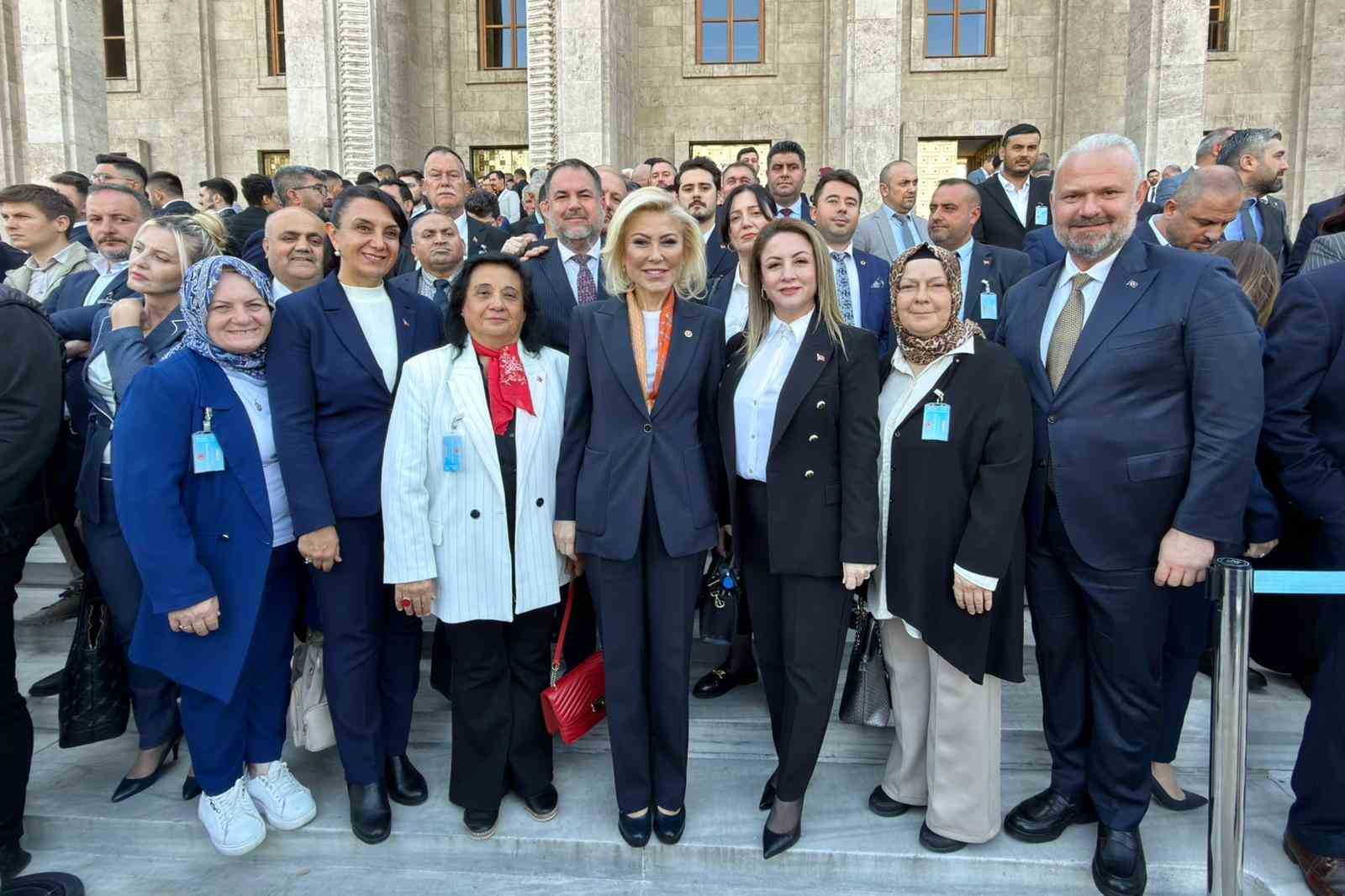 baskan pehlivandan cumhurbaskani erdogana incir ikrami 6 brZ4YtQq