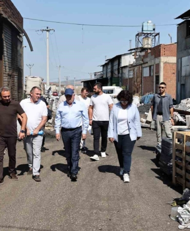 baskan-sadi-ozdemir-mahallelerdeki-sorunlari-yerinde-inceledi-idykmVxS.jpg