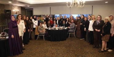 baskan-sadi-ozdemir-nilufer-bir-kadin-kentidir-rny5zZRx.jpg