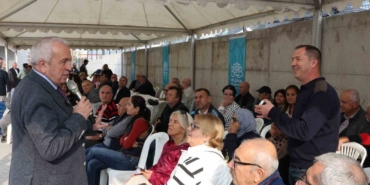 baskan-sadi-ozdemir-vatandaslarin-sorun-ve-taleplerini-mahallesinde-dinledi-Ix86hieX.jpg