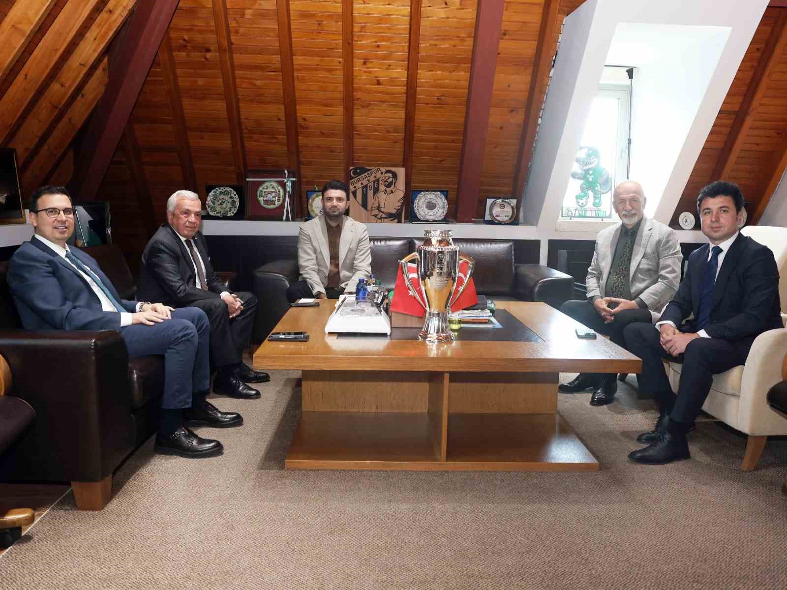 baskan sadi ozdemirden bursaspora tebrik ziyareti 0 Ec5hAfUn
