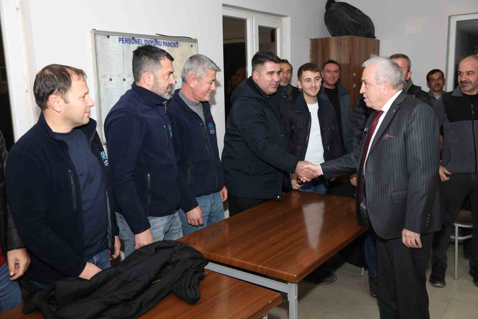 baskan sadi ozdemirden karla mucadele ekiplerine tesekkur 3 YGCdwOWm