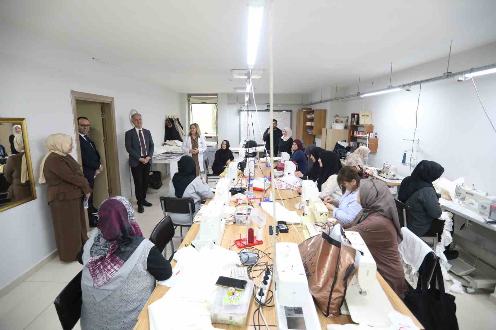 baskan tabandan inesmek kursiyerlerine ziyaret 6 SYlqiTgq