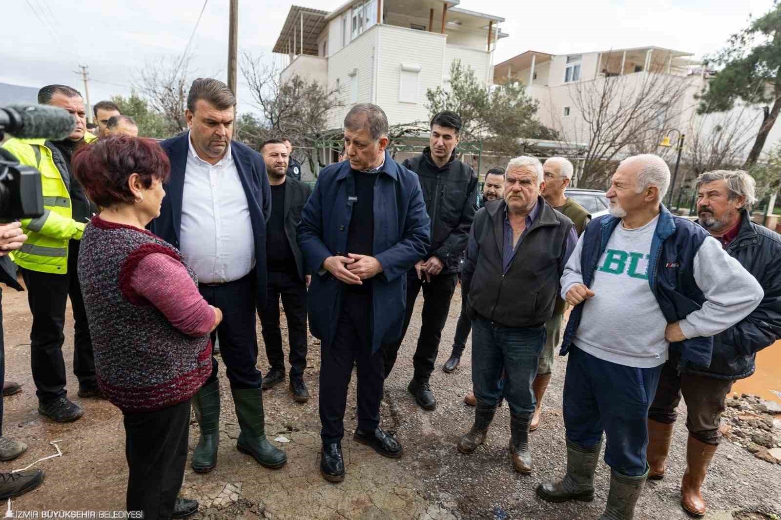 baskan tugaydan seferihisarda yagistan etkilenenlere yerinde destek 0