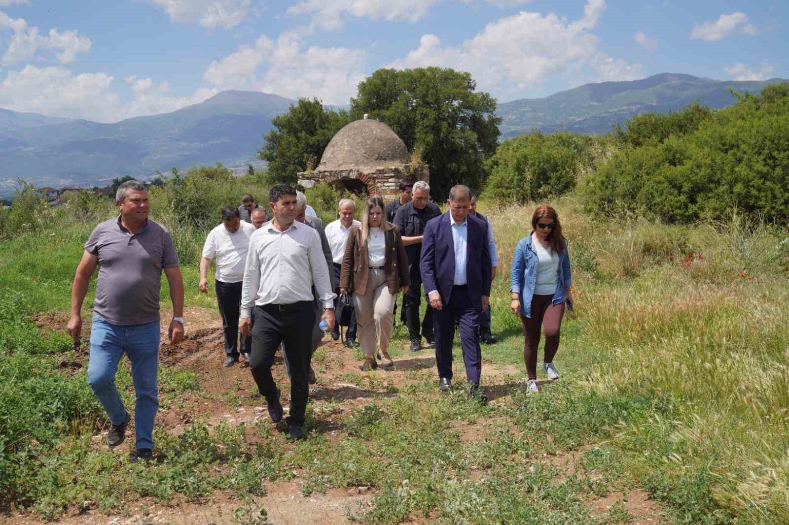 baskan tugaydan yol ve asfalt sozu 1 UADlC8jw