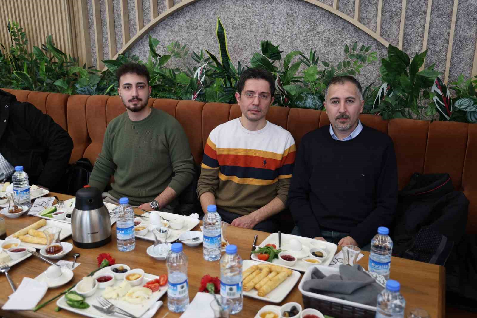 baskan uzun gazetecilik zor bir meslek 1 SrpQrgiP