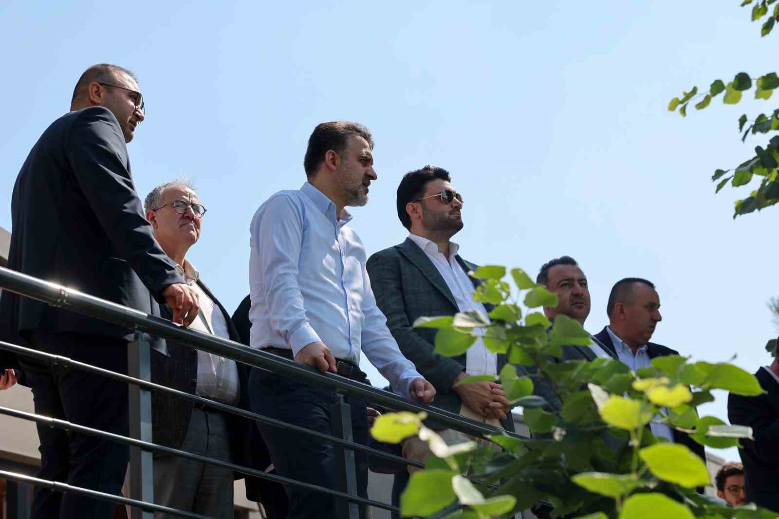 baskan vekili biba bursaspora desteklerimiz artarak devam edecek 0 uH1SG7p9