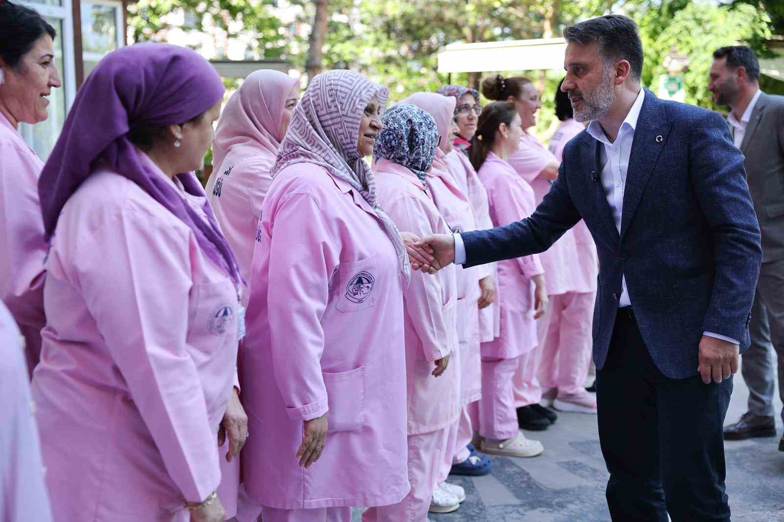 baskan vekili bibadan bayramda gonul ziyaretleri 2