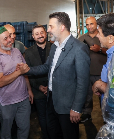 baskan-vekili-sahin-biba-kent-hali-esnafiyla-bulustu