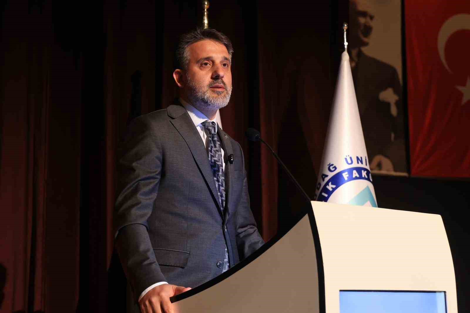 baskan vekili sahin bibadan genc mimarlara tavsiyeler 0