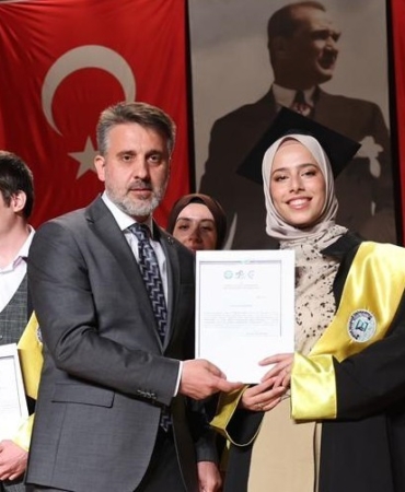 baskan-vekili-sahin-bibadan-genc-mimarlara-tavsiyeler-TZKH8pEd.jpg