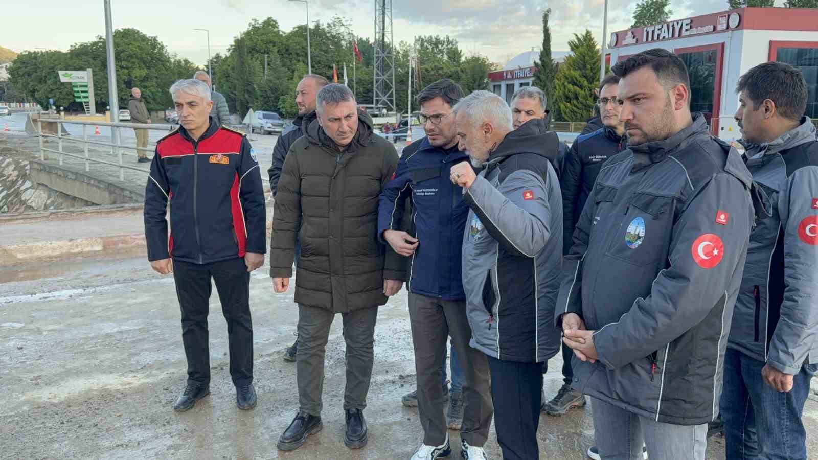 baskan yazicioglu yikilan kopru dsi standartlarina uygun bir kopru degildi 4 3sg7RqKi