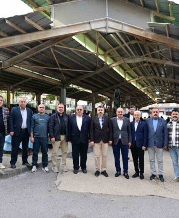 baskan-yilmaz-pazar-esnafi-ile-bulustu-ZUUHYdSG.jpg