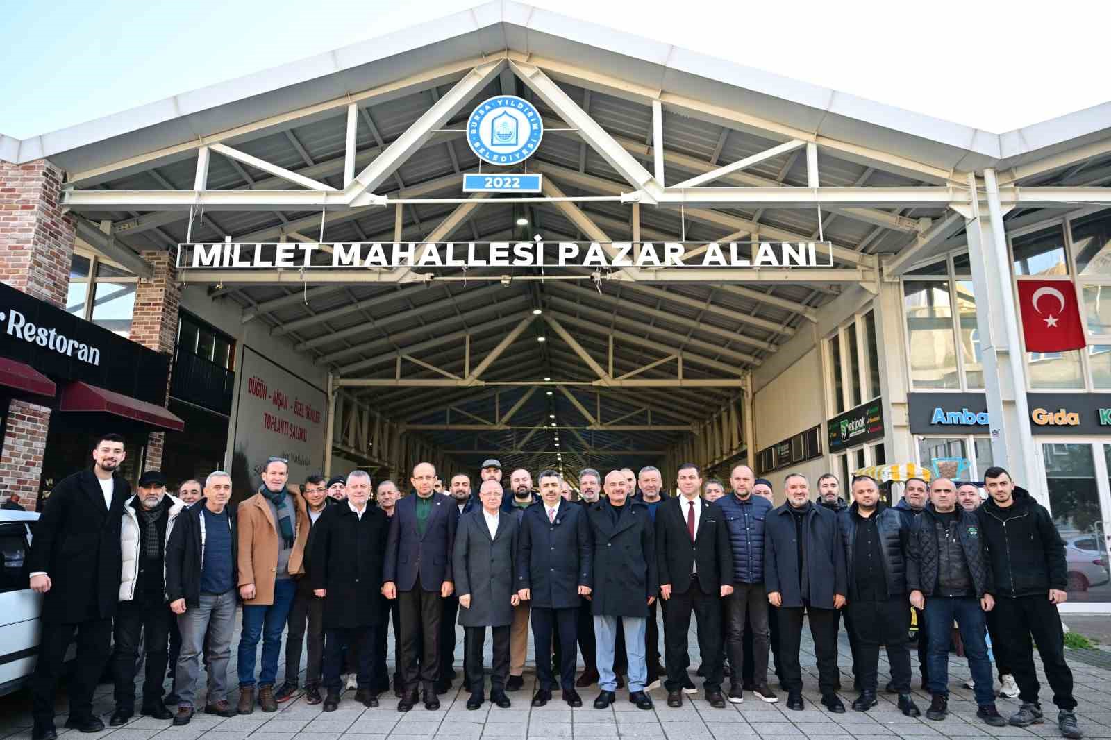 baskan yilmaz pazar esnafiyla bulustu 0 ayWEIUYq