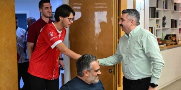 baskan-yilmaz-sampiyonlari-agirladi-hsDfmjBQ.jpg