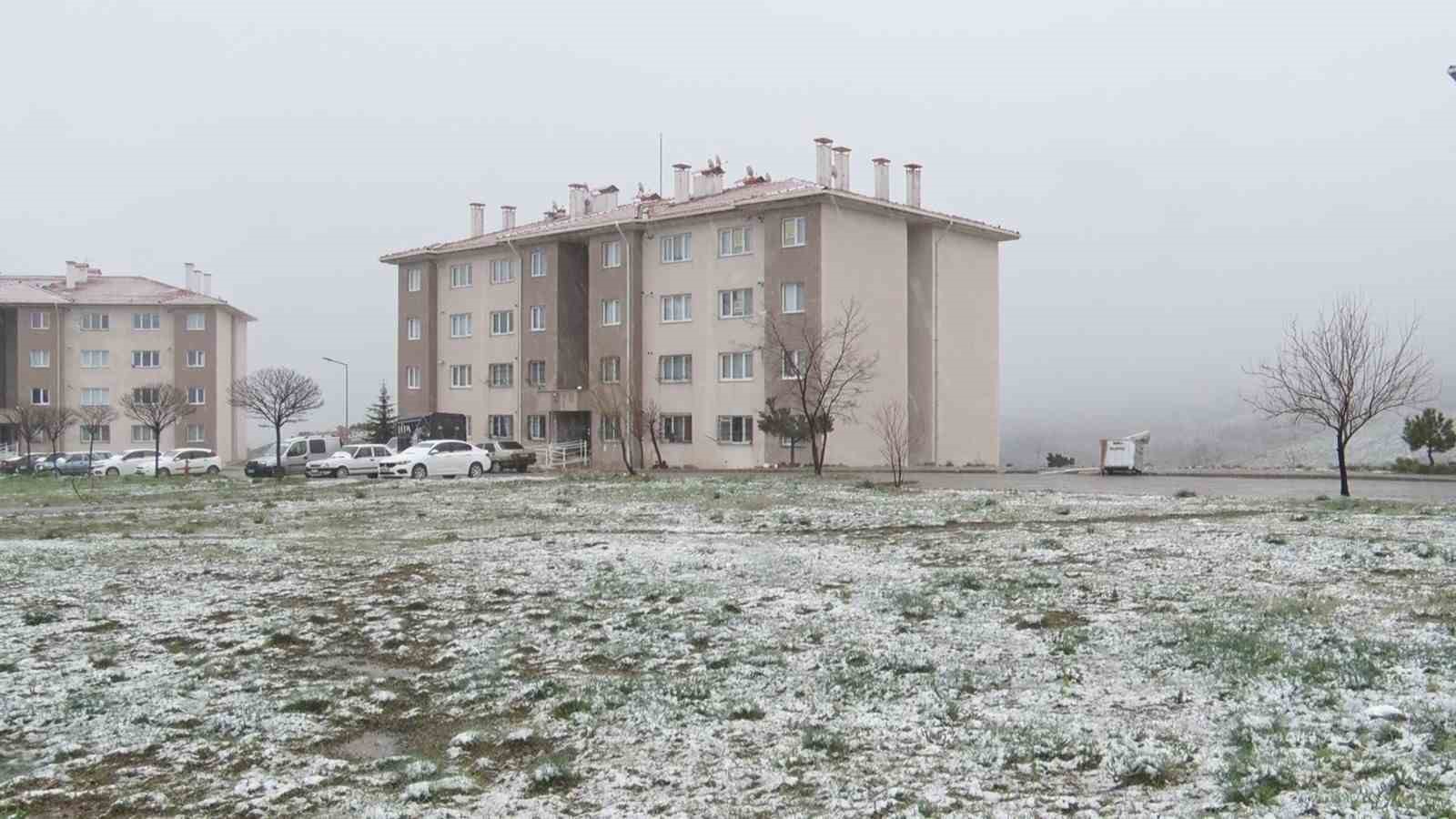 baskentte kar ve karla karisik yagmur etkili oldu 0 Y6aY4ilO