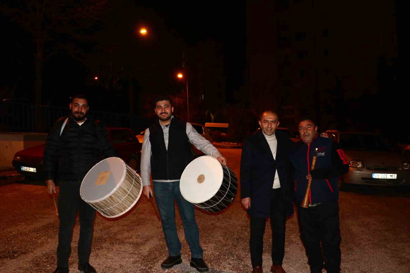 baskentte ramazan davulculari mesaiye basladi 1 la22bpDg