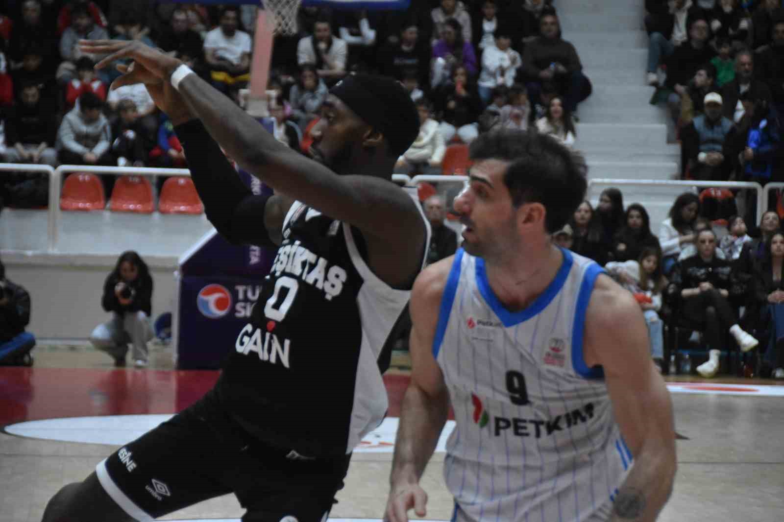 basketbol super ligi aliaga petkimspor 72 besiktas 75 5 2B8T5PiU