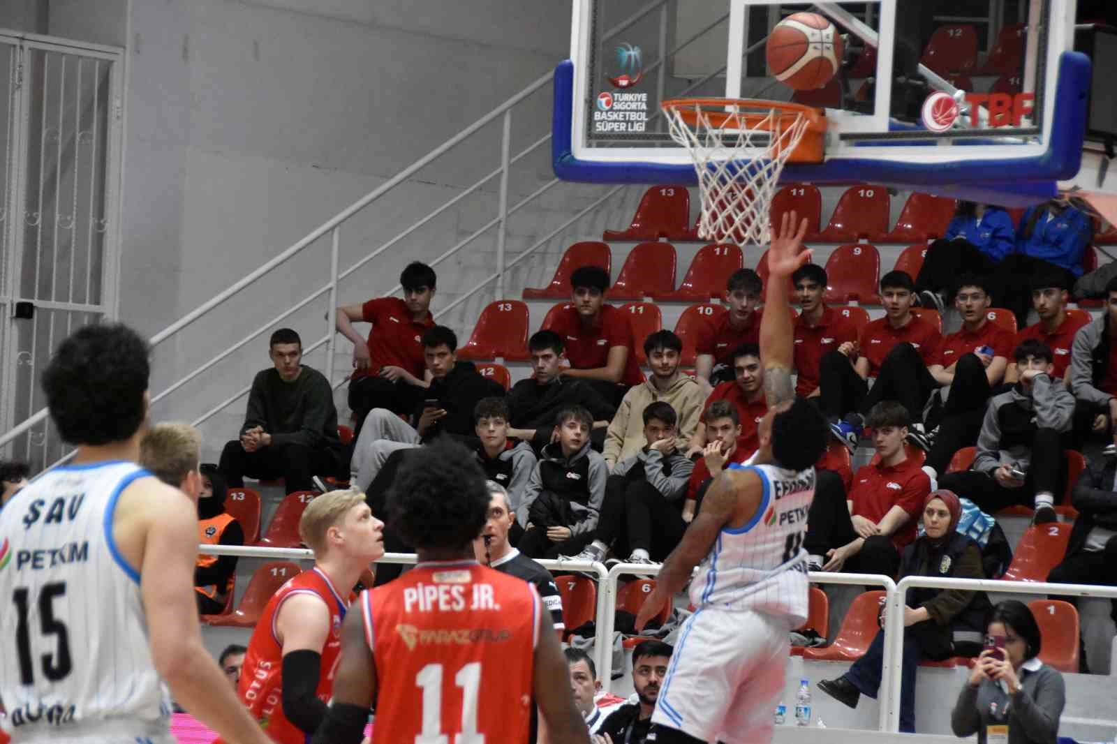 basketbol super ligi aliaga petkimspor 95 onvo buyukcekmece 104 12 rgcdBKte
