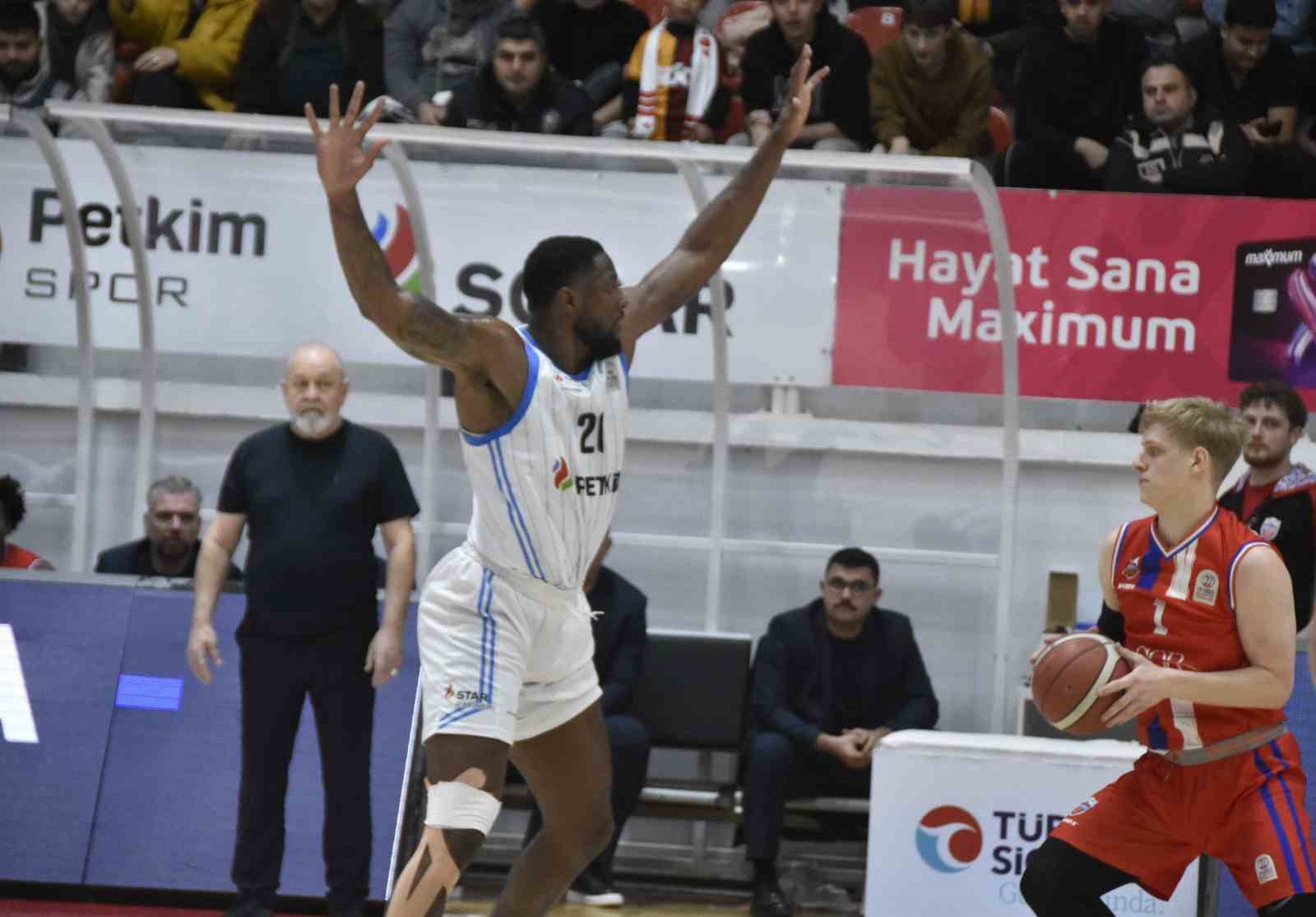 basketbol super ligi aliaga petkimspor 95 onvo buyukcekmece 104 17 LA7HkUWX