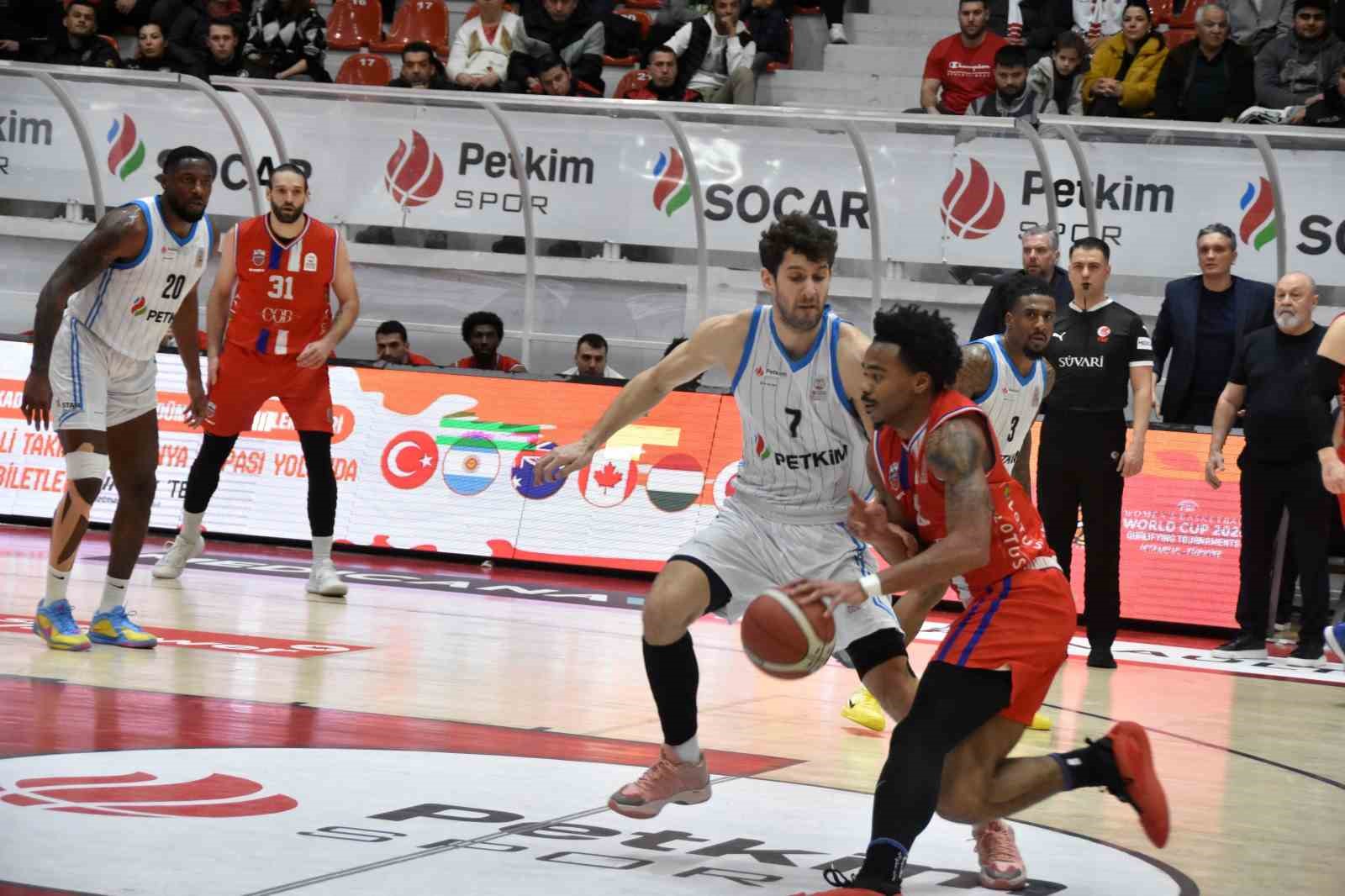 basketbol super ligi aliaga petkimspor 95 onvo buyukcekmece 104 20 rCtV2276