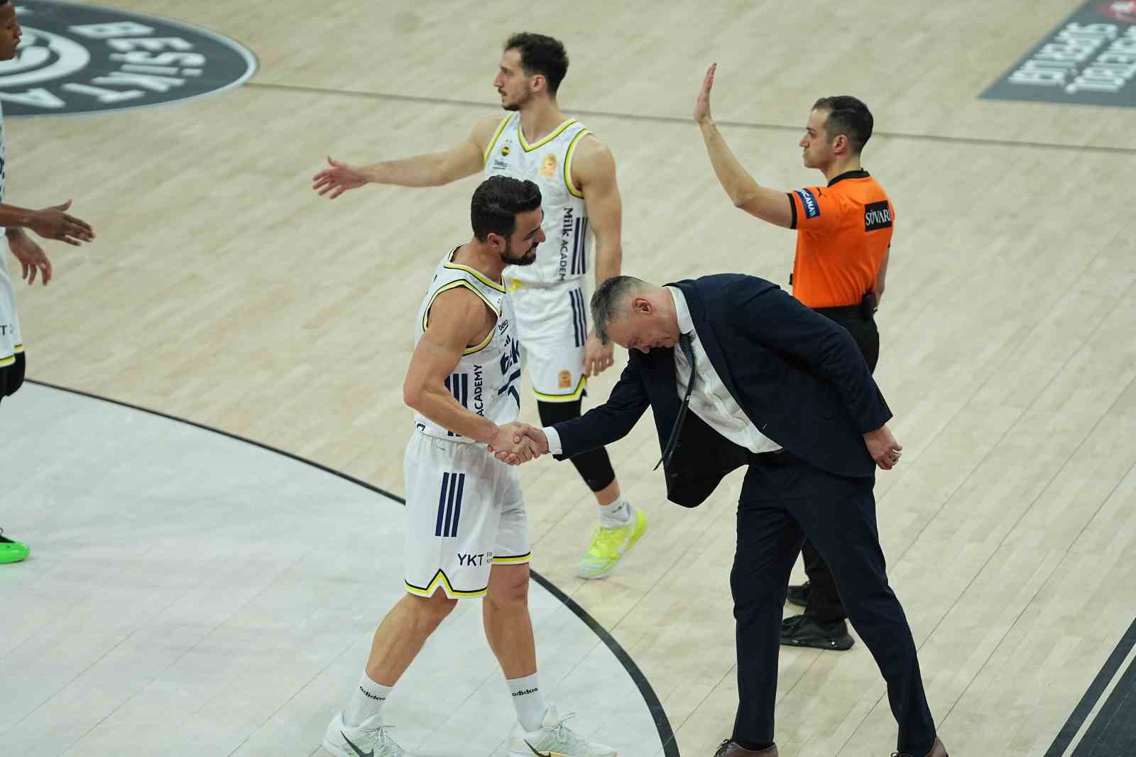 Basketbol Süper Ligi: Beşiktaş: 87 - Fenerbahçe: 101 26 basketbol super ligi besiktas 87 fenerbahce 101 22