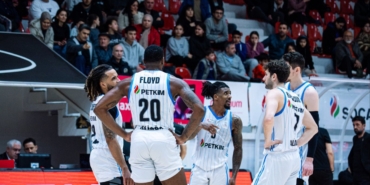 basketbolda-izmir-takimlarinin-durumu-belli-oluyor-K2uSTPSl.jpg