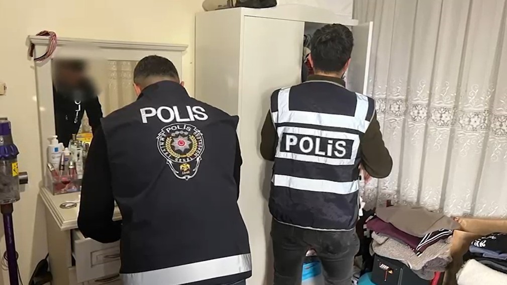 baskomiser yalaniyla 20 milyonluk vurgun planli operasyonla cokertildi 3 5FKM4pYX