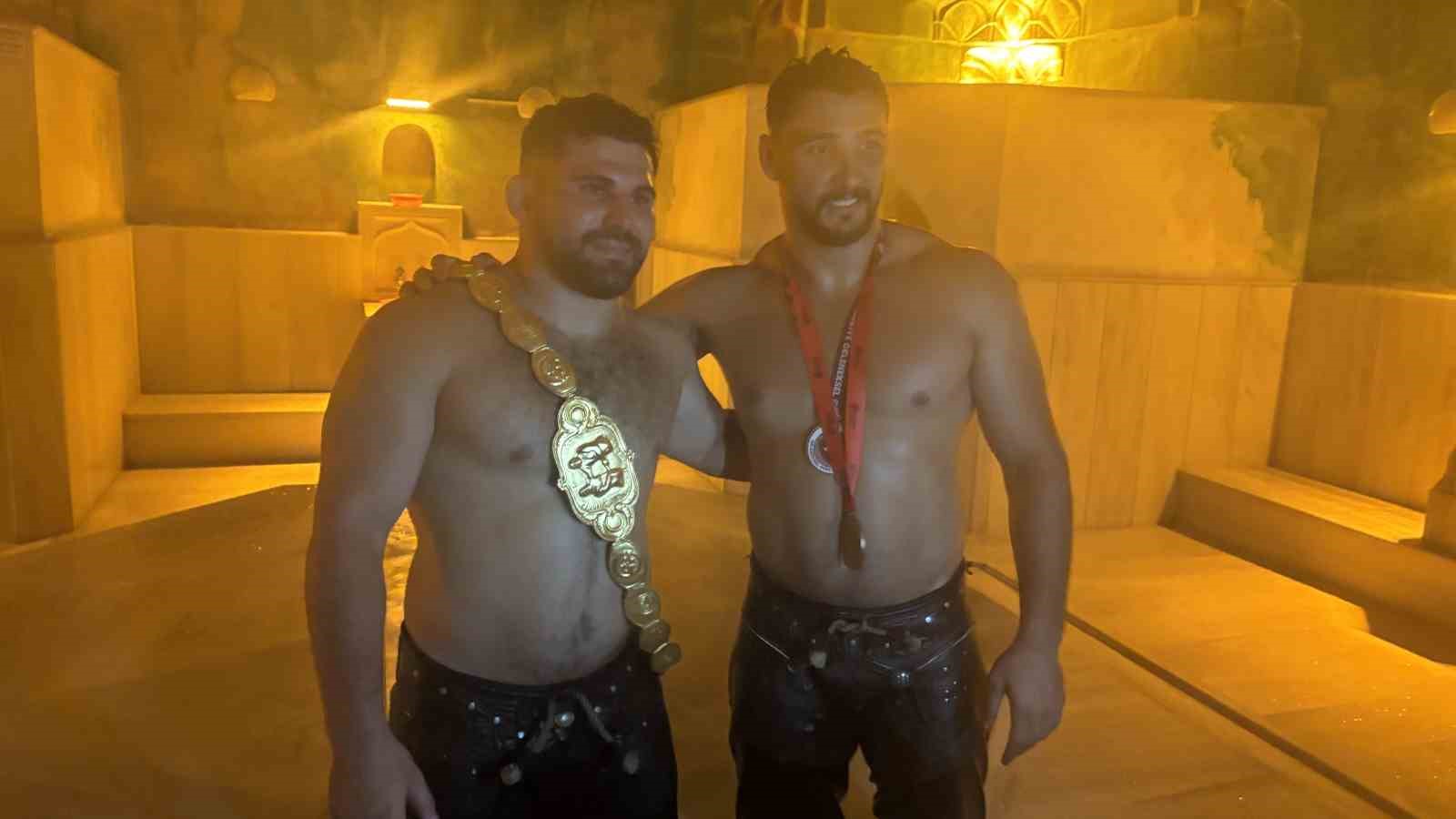 Başpehlivan Erkan Taş, Edirne’de hamam geleneğini sürdürdü 8 baspehlivan erkan tas edirnede hamam gelenegini surdurdu 4 4jt4dztR