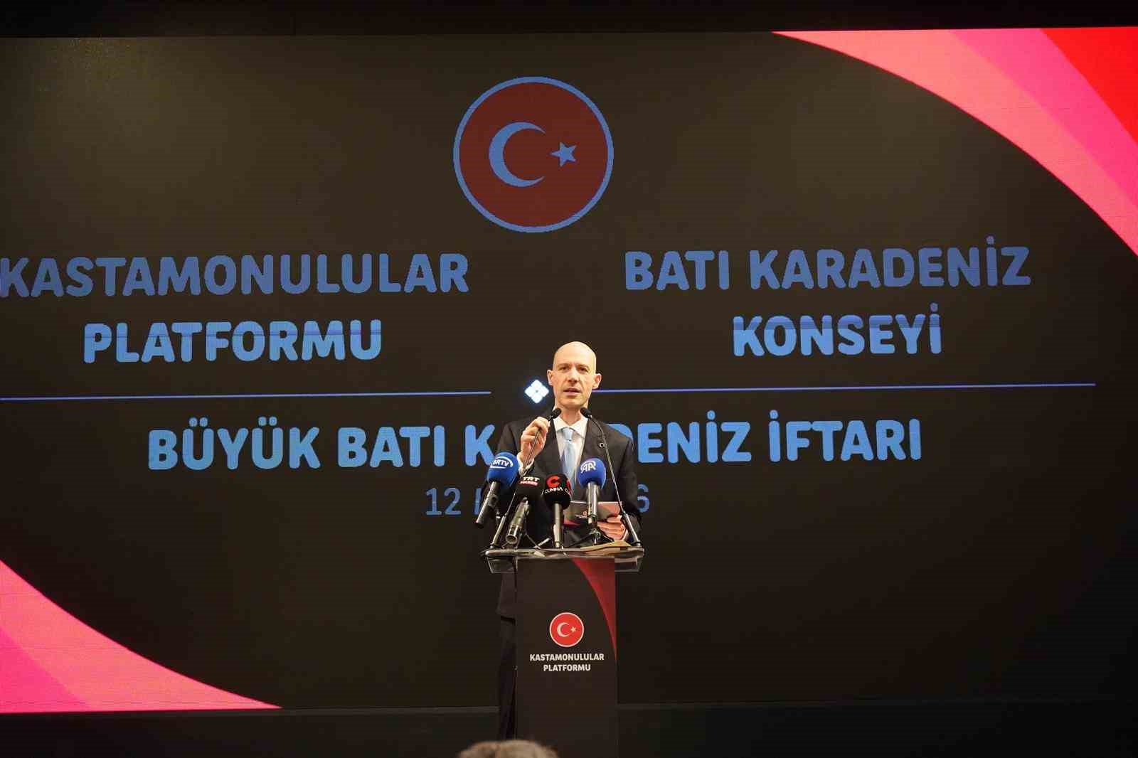 bati karadenizin birlik ruhu istanbulda ayni sofrada bulustu 1 8A28889E