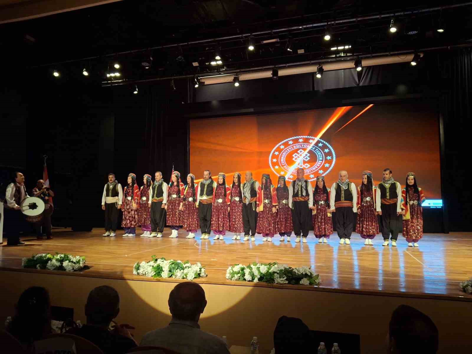 bati karadenizin en kapsamli halk oyunlari soleni gerceklestirildi 2 zIaKIrKQ