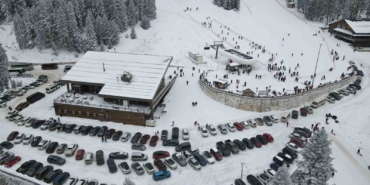 bati-karadenizin-en-uzun-pistine-sahip-ilgaz-dagi-bayram-tatilinde-kayak-severleri-agirlayacak-J28R46h9.jpg