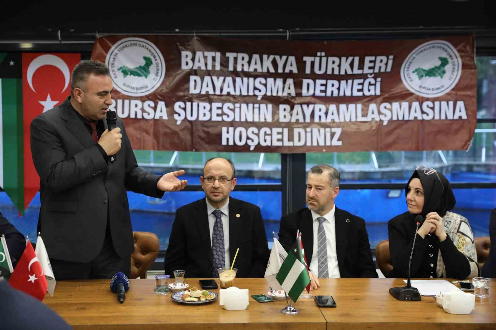 bati trakya turkleri bursada bayramlasti 1 uIORWDWi