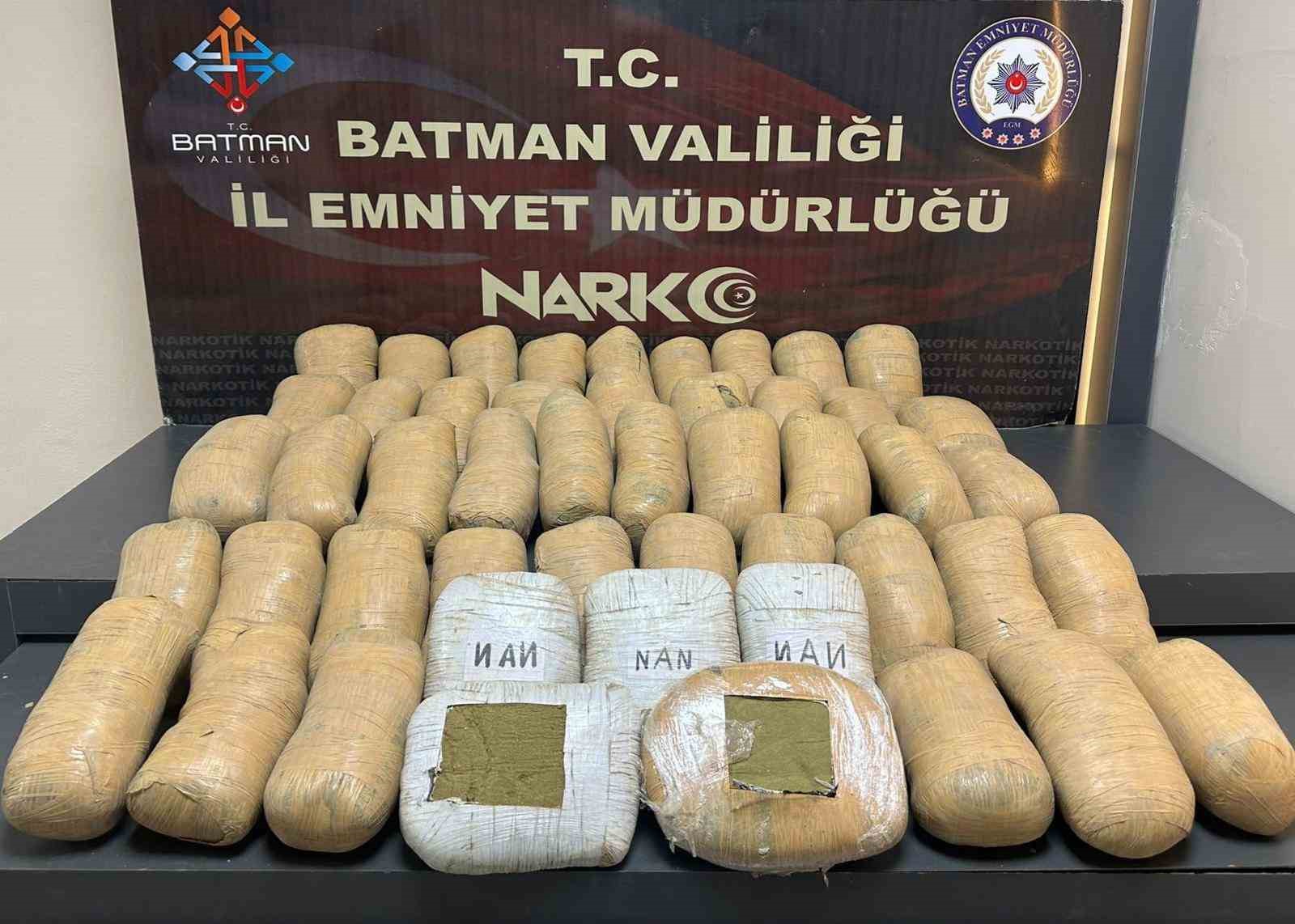 batman polisinden nefes kesen operasyon tirda 51 kilo uyusturucu ele gecirildi 8