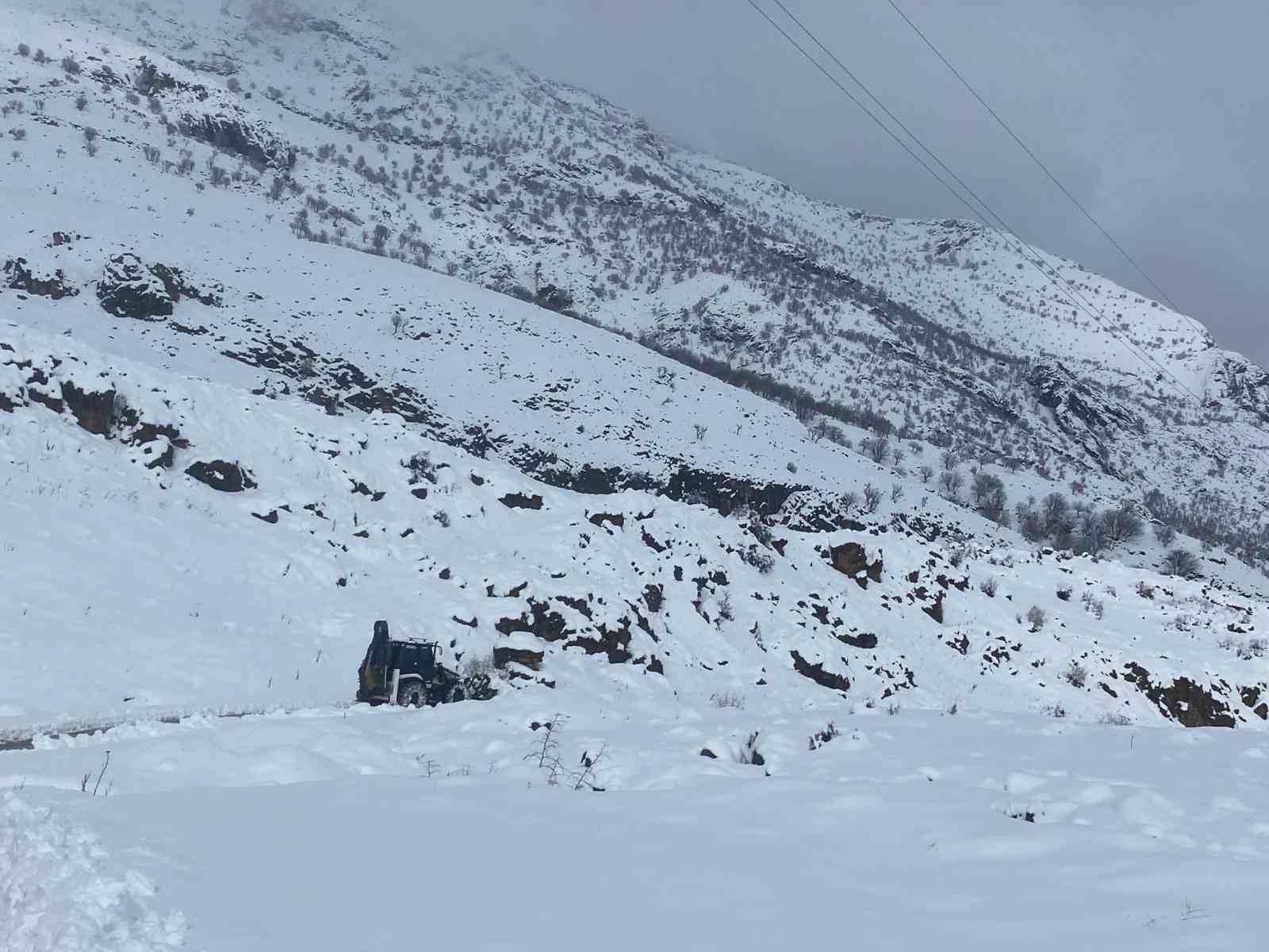 batmanda 115 yerlesim yerinin yolu kardan kapandi 3