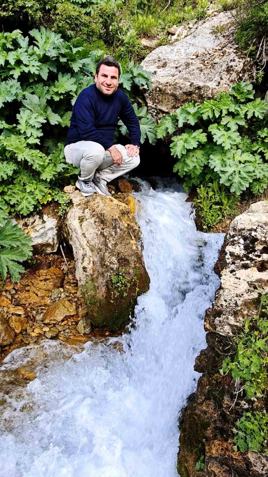 batmanda 3 metre yuksekligindeki kar magaralari hayran birakiyor 9 SQXFCIkH
