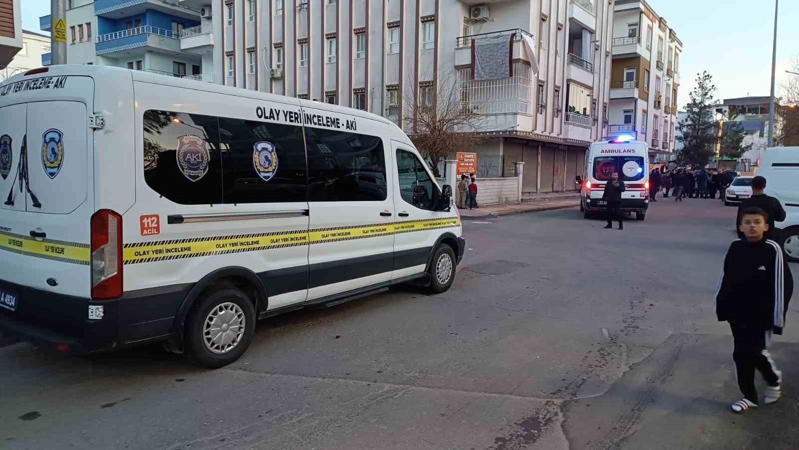 batmanda aile katliami anne ve agabeyini oldurdu 1 9fjBagH8