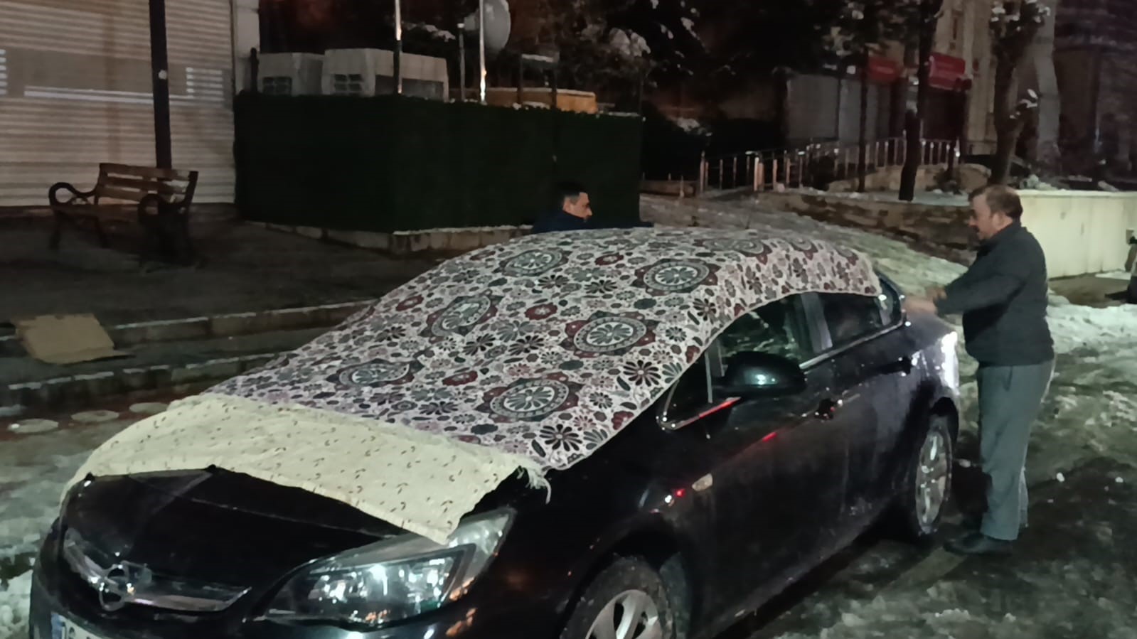 batmanda arac sahiplerinden battaniyeli onlem 1 tESHZiYc