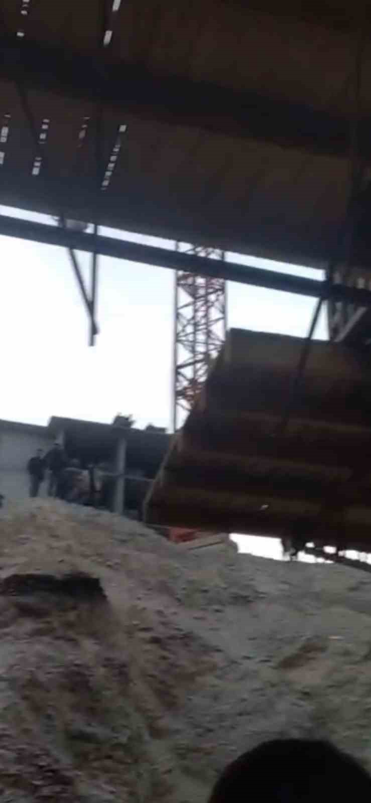Batman’da beton kalıbı altında kalan şahıs hayatını kaybetti 11 batmanda beton kalibi altinda kalan sahis hayatini kaybetti 7 kye5cJpd