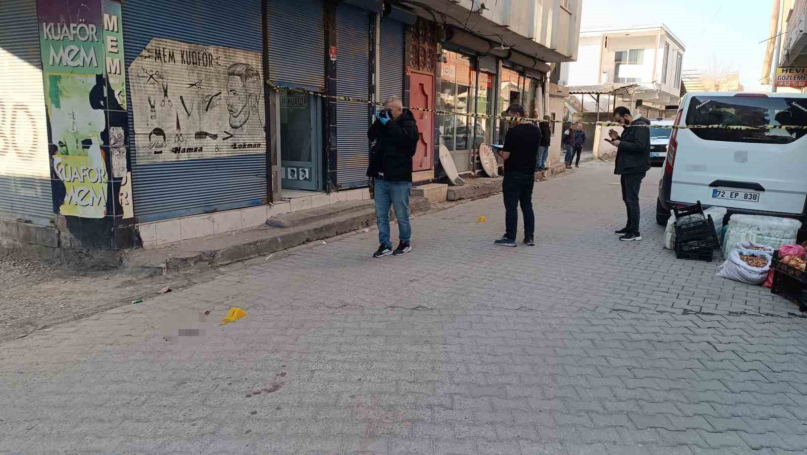 batmanda bicakli kavga 3 yarali 3