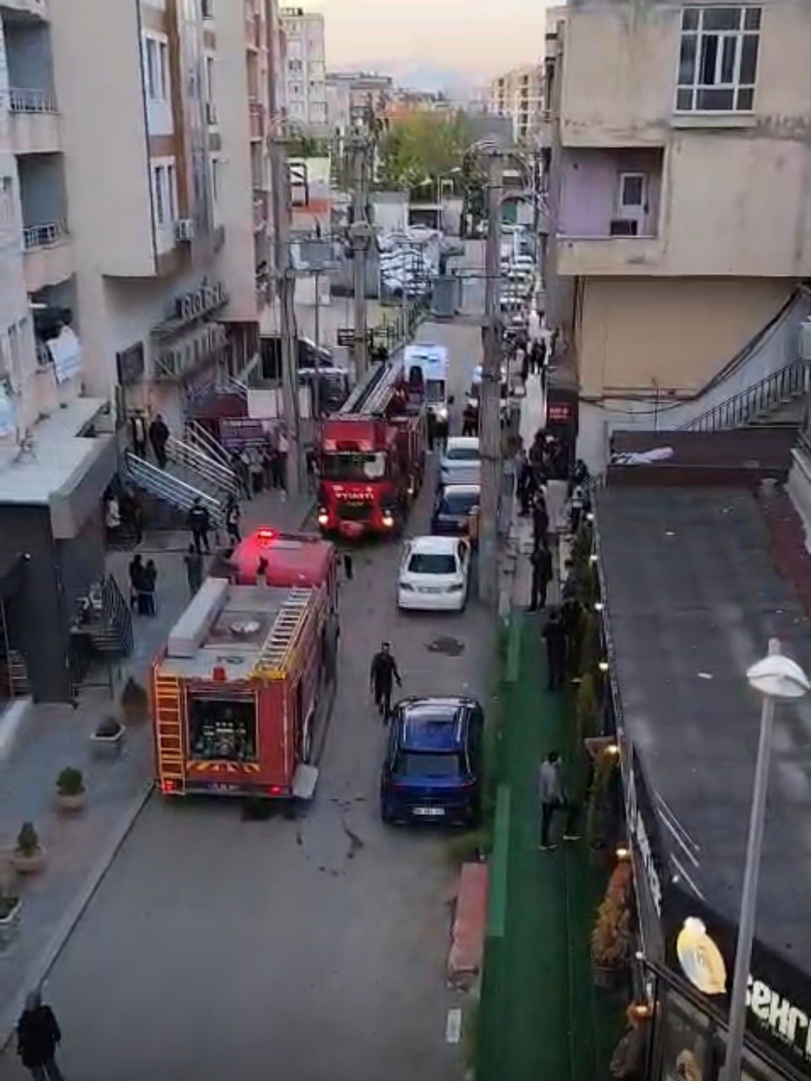 batmanda bir evde bir kadin ve bir erkek yanmis halde olu bulundu 8 ZYtsMryj