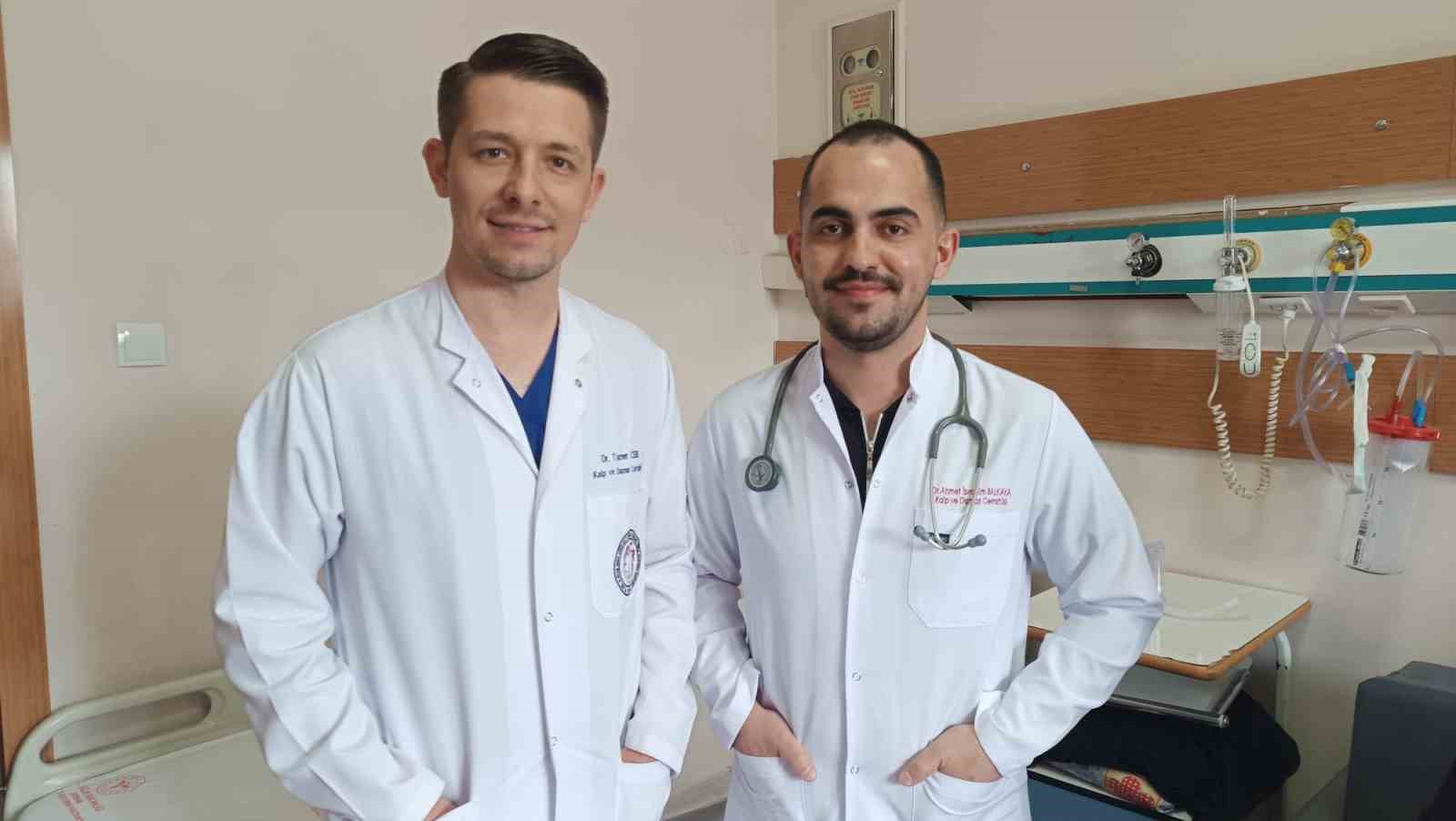 batmanda bir ilk 71 yasindaki hastaya biyolojik aort kapak ameliyati yapildi 2 G2kQLRrW