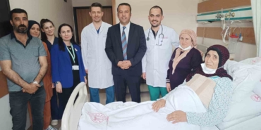 batmanda-bir-ilk-71-yasindaki-hastaya-biyolojik-aort-kapak-ameliyati-yapildi-VE2aeA1L.jpg