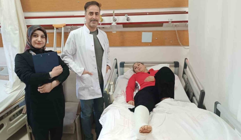 batmanda-bir-ilk-milli-sporcu-kapali-yontem-asil-tendonu-ameliyatiyla-sagligina-kavustu-XwYRvHR9.jpg