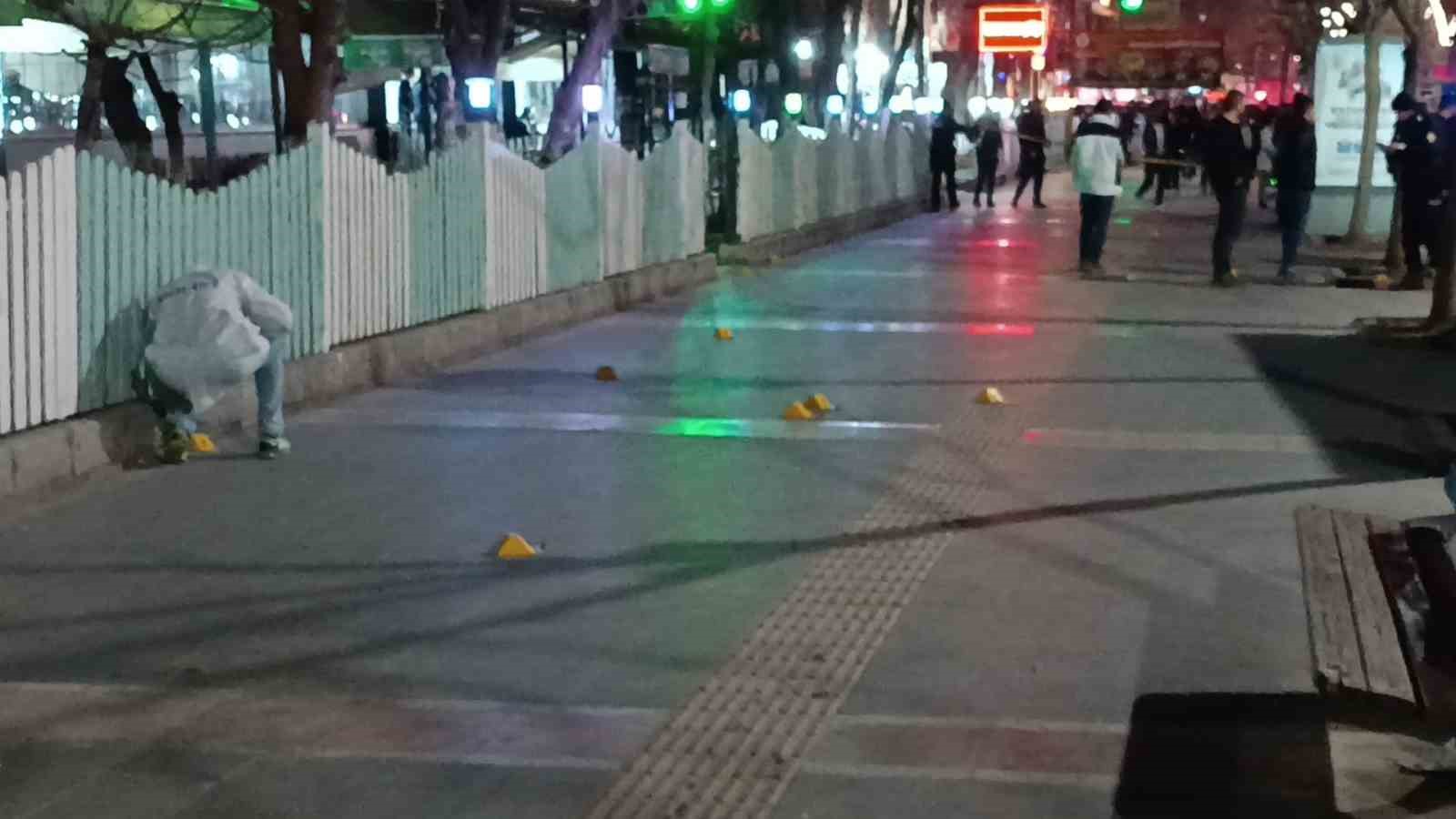 batmanda bir kisi uzun namlulu silahla rastgele ates acti 2 yarali 3 PvAQLpKr