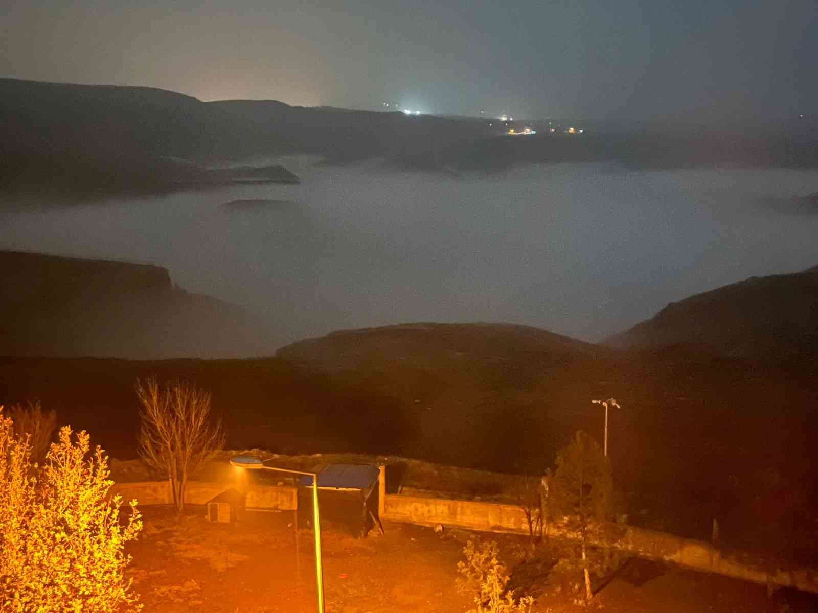 batmanda dicle nehri uzerinde sis denizi 0 Rlw9tsYu