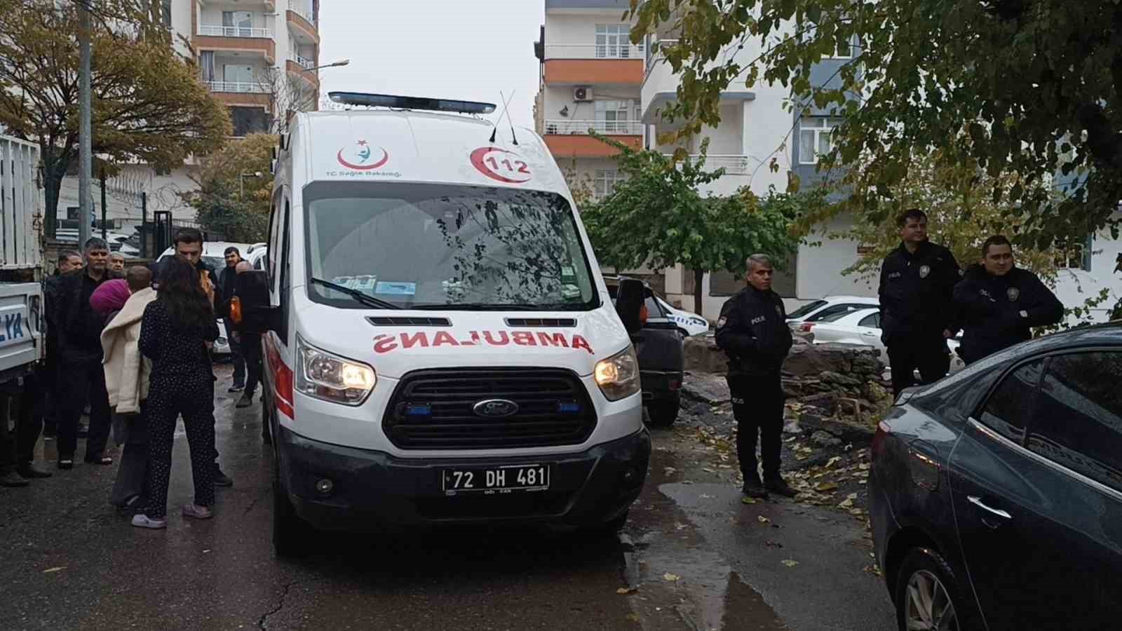batmanda evde cikan yanginda 1 kisi dumandan etkilendi 2 YLgk2Q4T